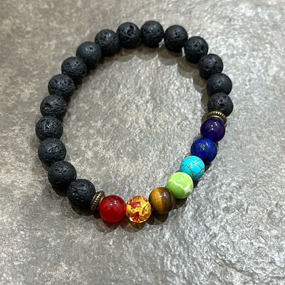 7 Chakra or more Healing Beaded Natural Lava Stone Diffuser Strachy Men/women - Picture 4 of 12